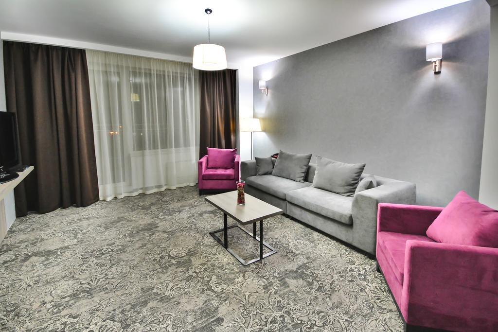Hotel Europeca Craiova Bagian luar foto