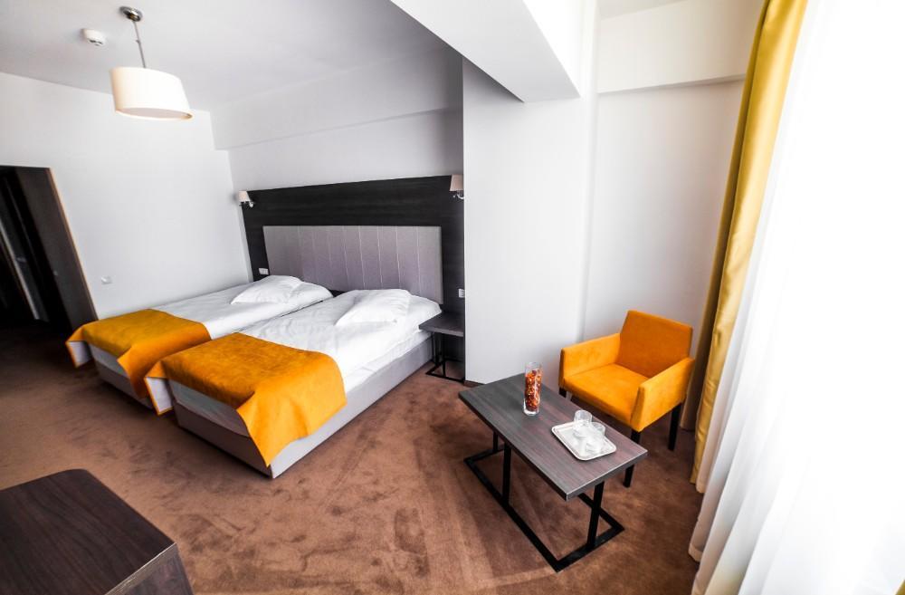 Hotel Europeca Craiova Bagian luar foto