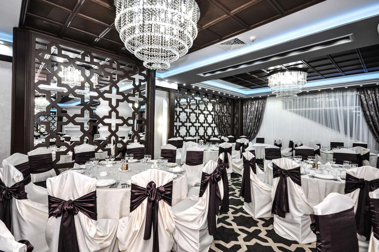 Hotel Europeca Craiova Bagian luar foto